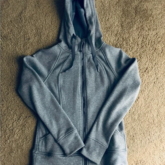 Women's Lululemon Scuba Zip-Up Hoodie - Picture 2 of 5